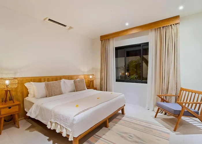Stunning 3 Bed Villa, Close To Cafes And * Canggu (Bali)
